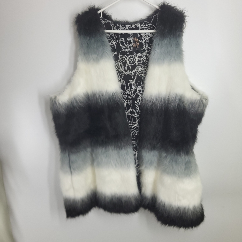 Melissa McCarthy/  Seven7  Faux Fur Striped Vest